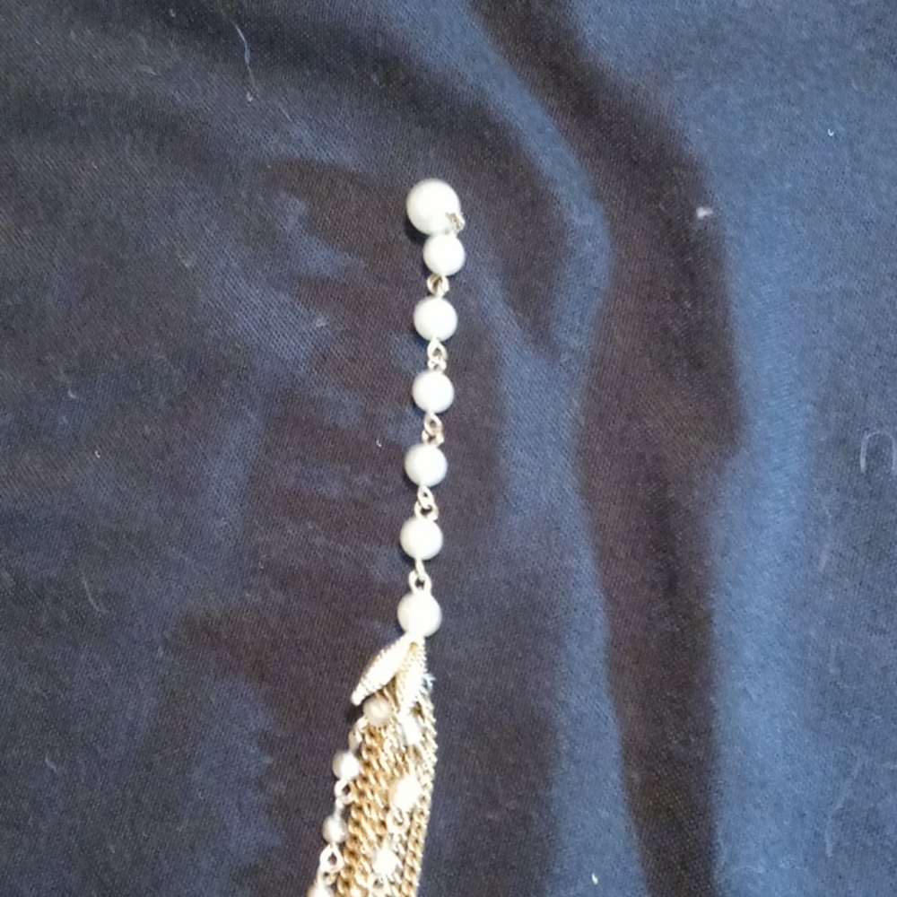 Necklace - Picture 2 of 3